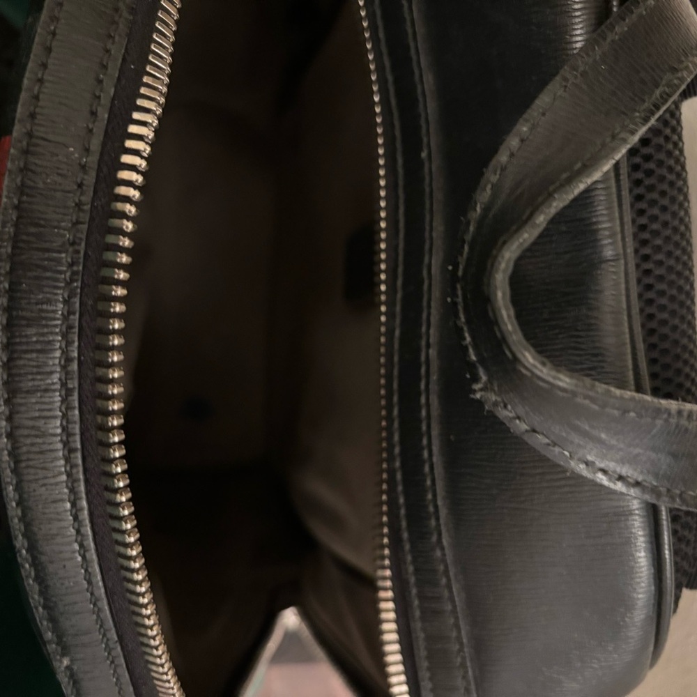 Gucci Luxury Black Backpack with Red and Green Stripe - Picture 6 of 7